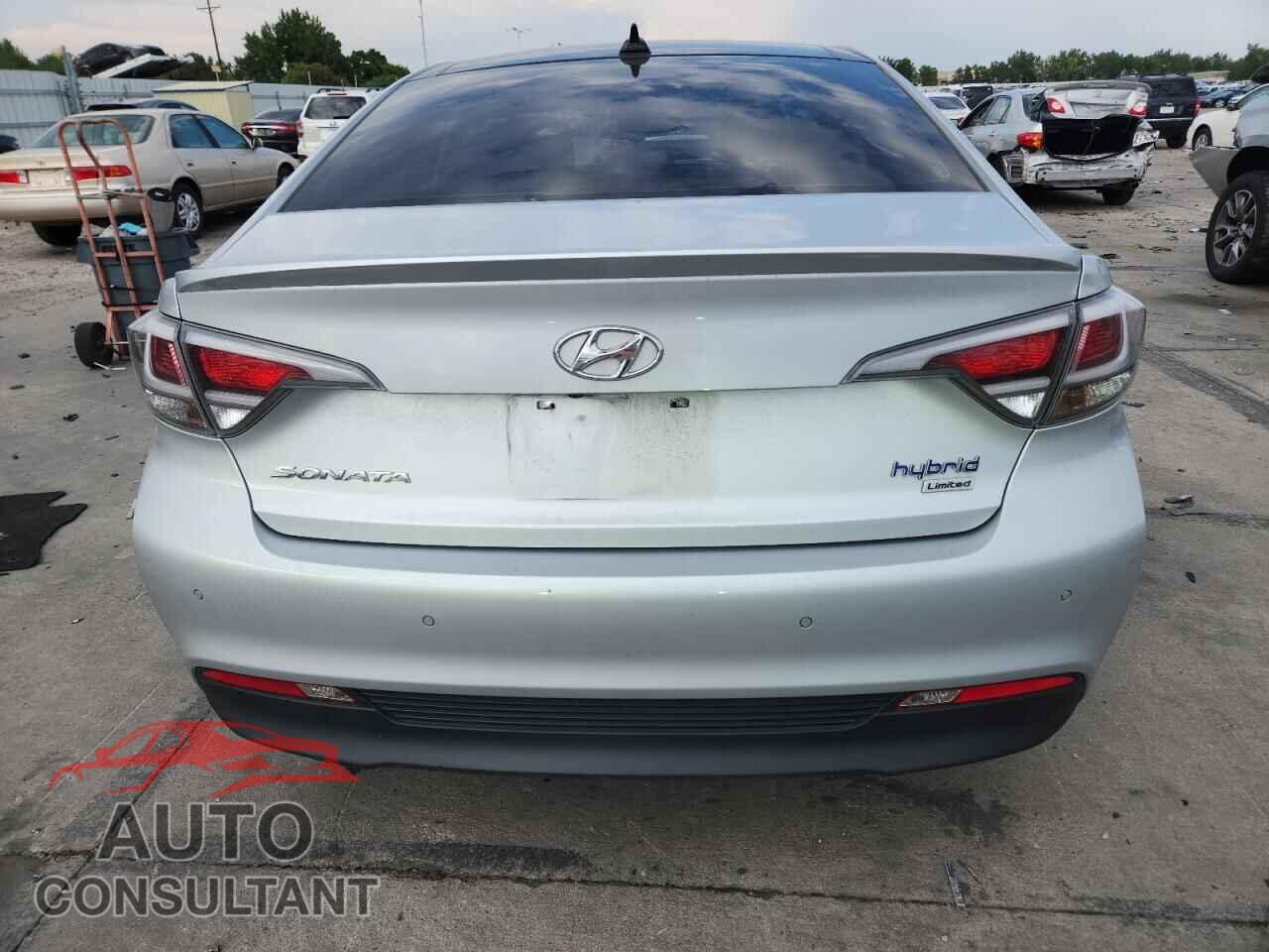 HYUNDAI SONATA 2017 - KMHE34L10HA059379