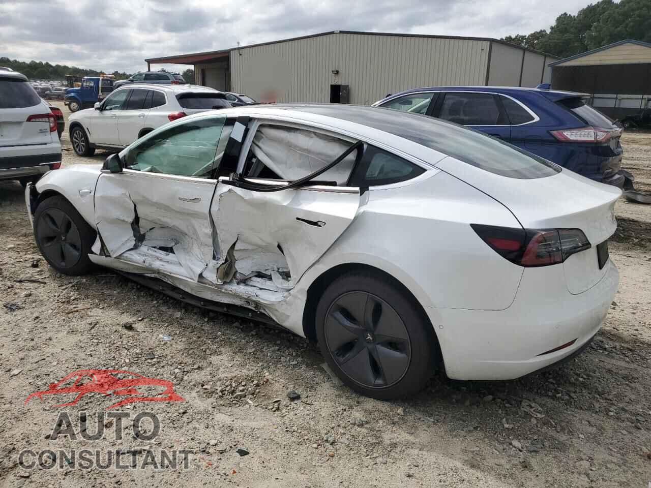 TESLA MODEL 3 2020 - 5YJ3E1EA5LF599005