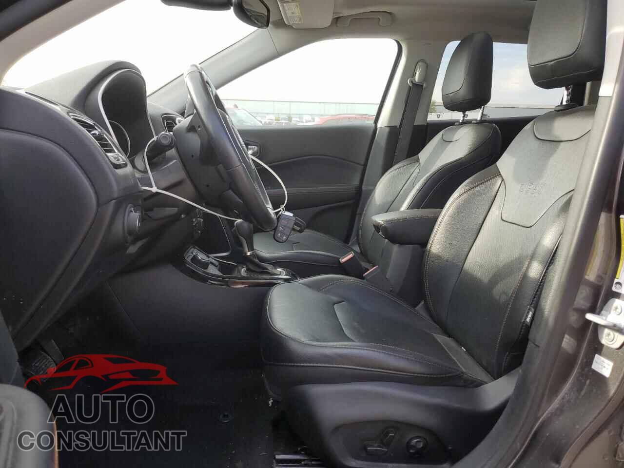 JEEP COMPASS 2020 - 3C4NJDCB5LT146344