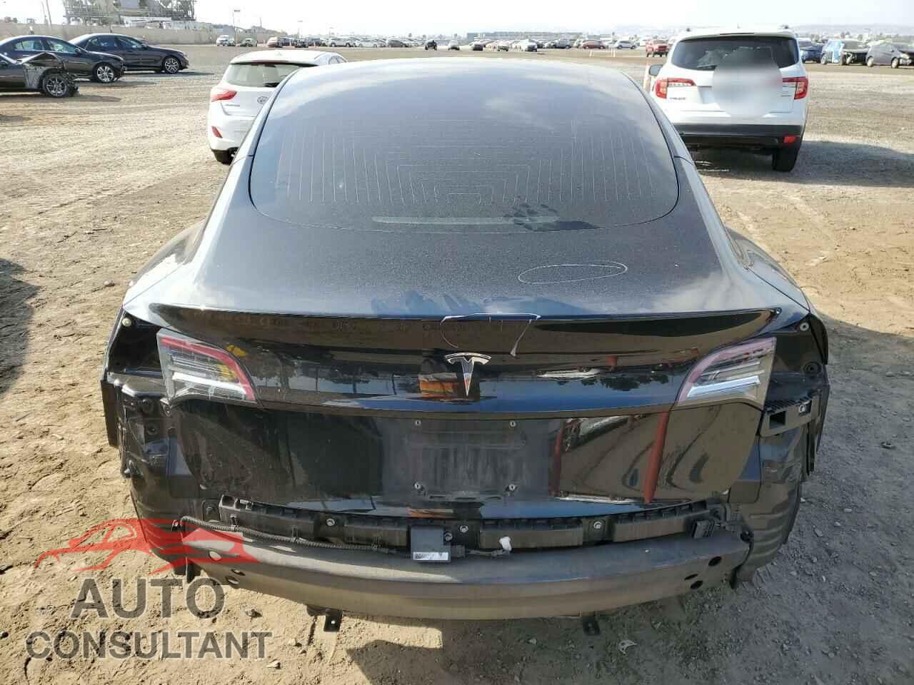TESLA MODEL 3 2018 - 5YJ3E1EA4JF152713