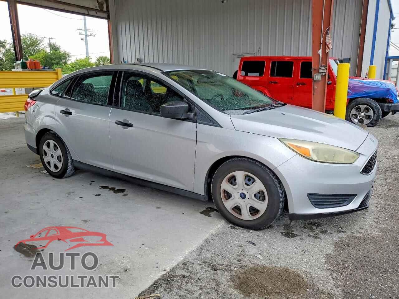 FORD FOCUS 2016 - 1FADP3E21GL279952