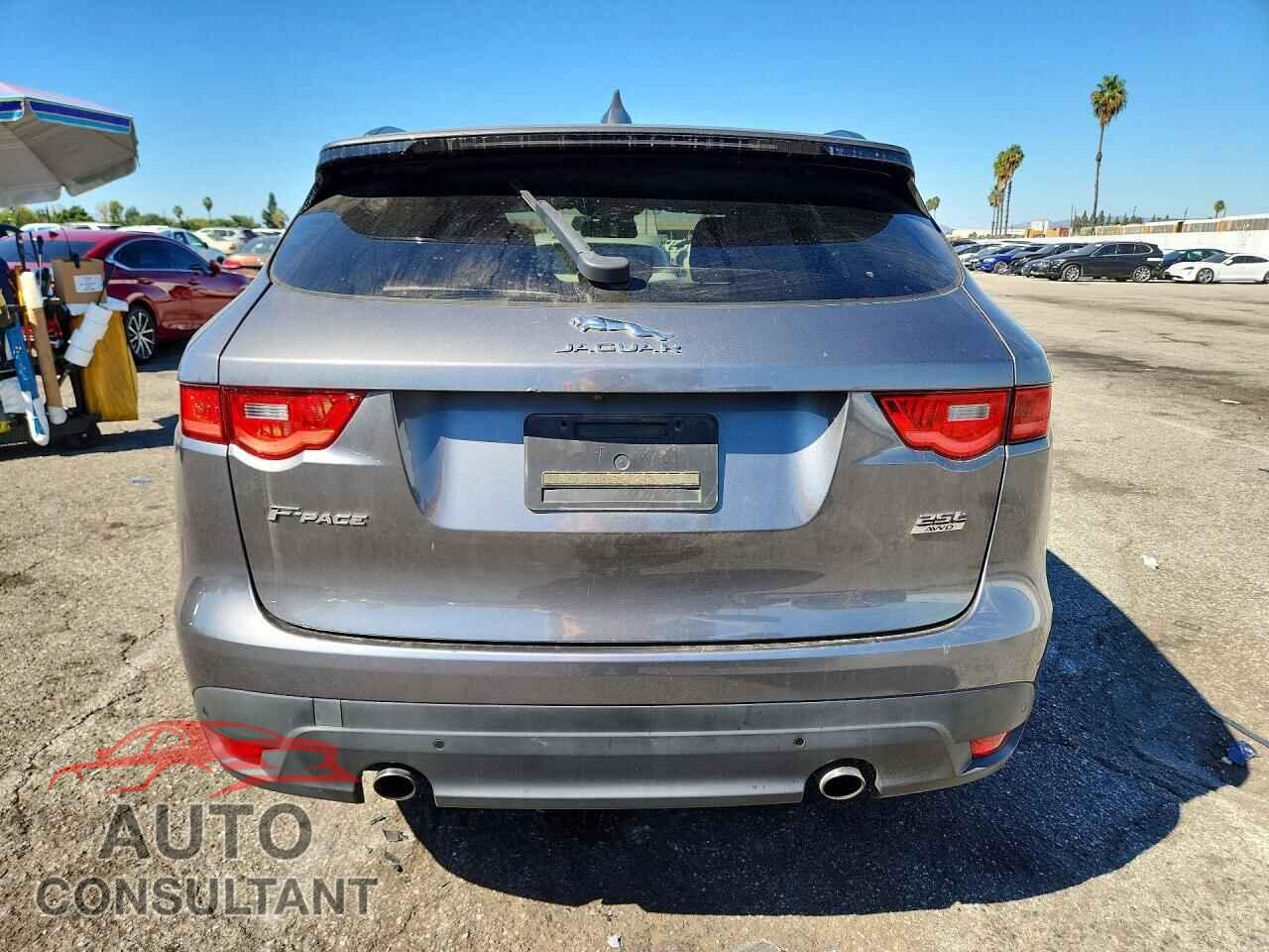 JAGUAR F-PACE 2018 - SADCK2FX3JA281637