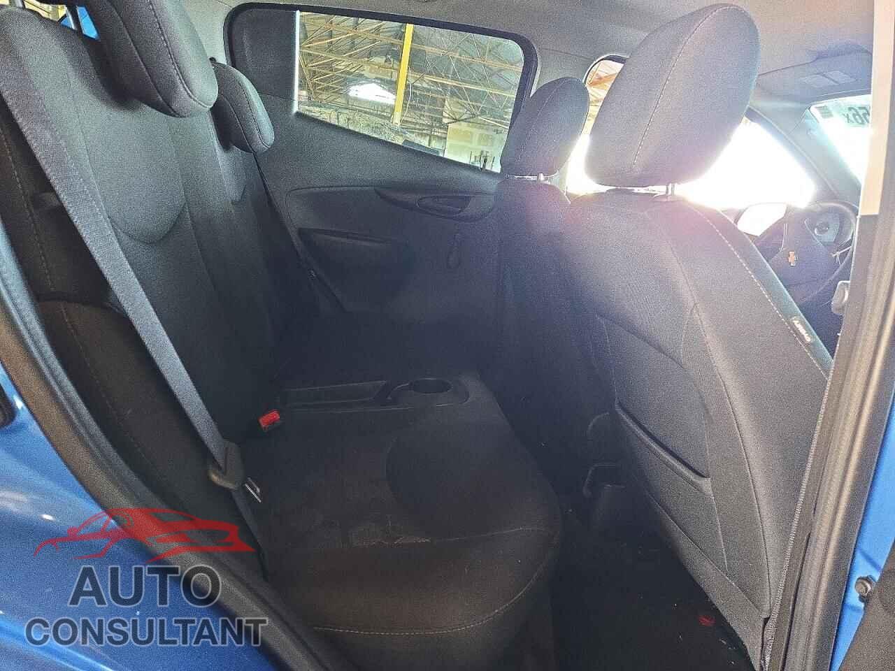 CHEVROLET SPARK 2017 - KL8CB6SA8HC828283