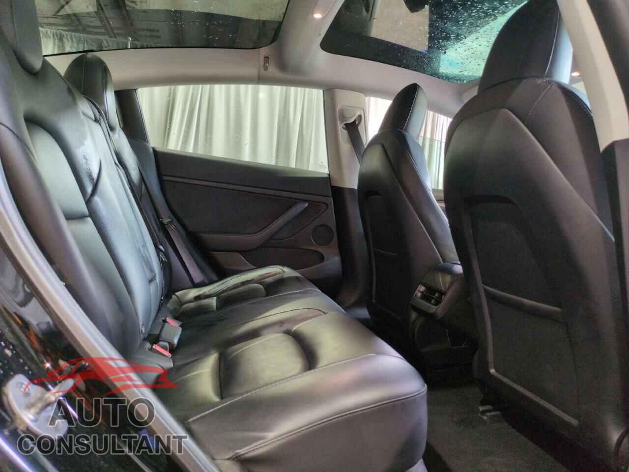 TESLA MODEL 3 2022 - 5YJ3E1EA7NF370599