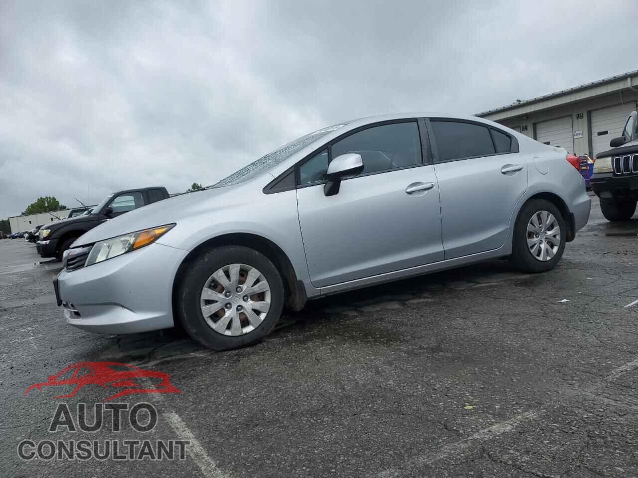 HONDA CIVIC 2012 - 2HGFB2F58CH588251