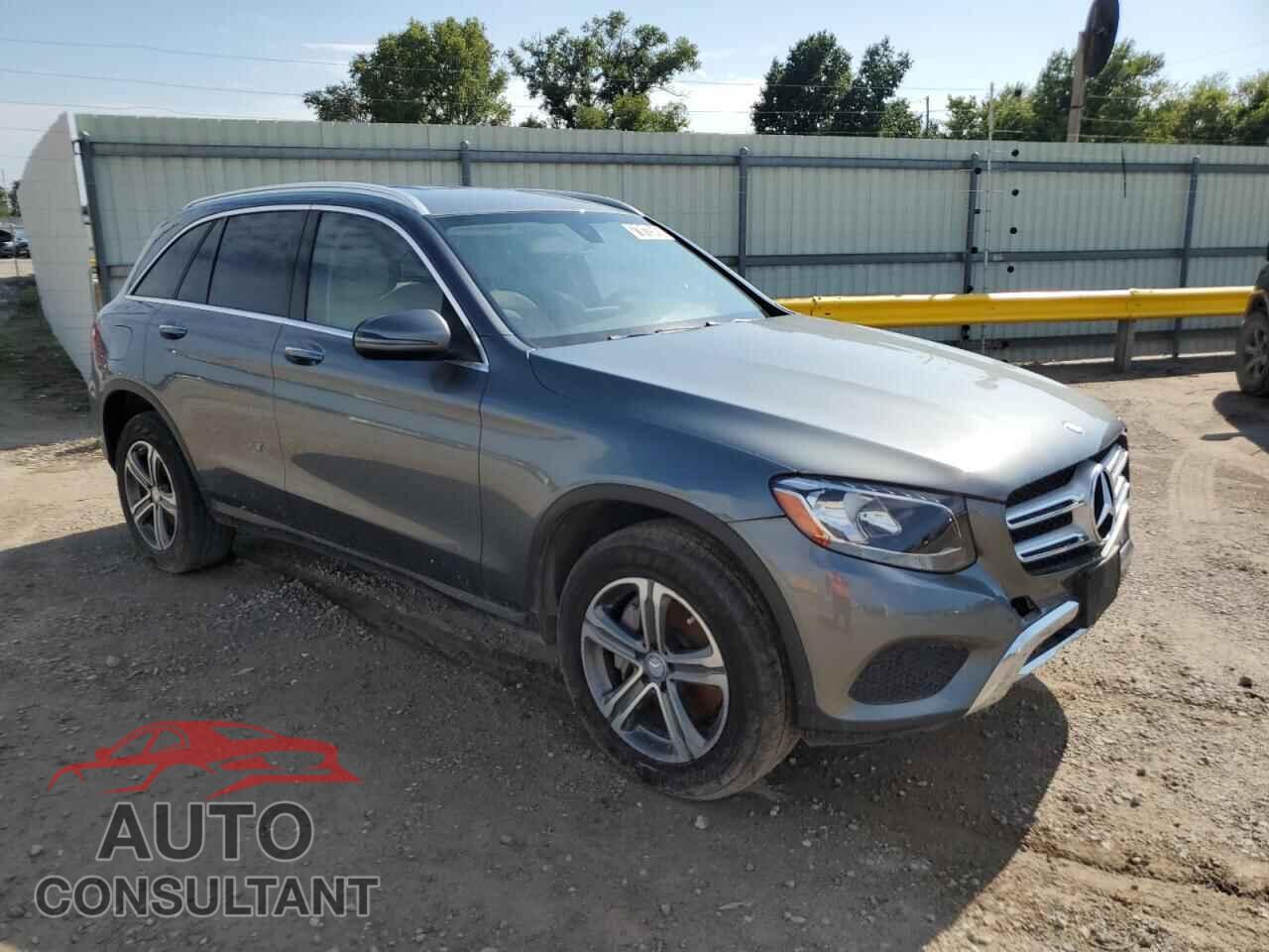 MERCEDES-BENZ GLC-CLASS 2017 - WDC0G4JB2HF147409
