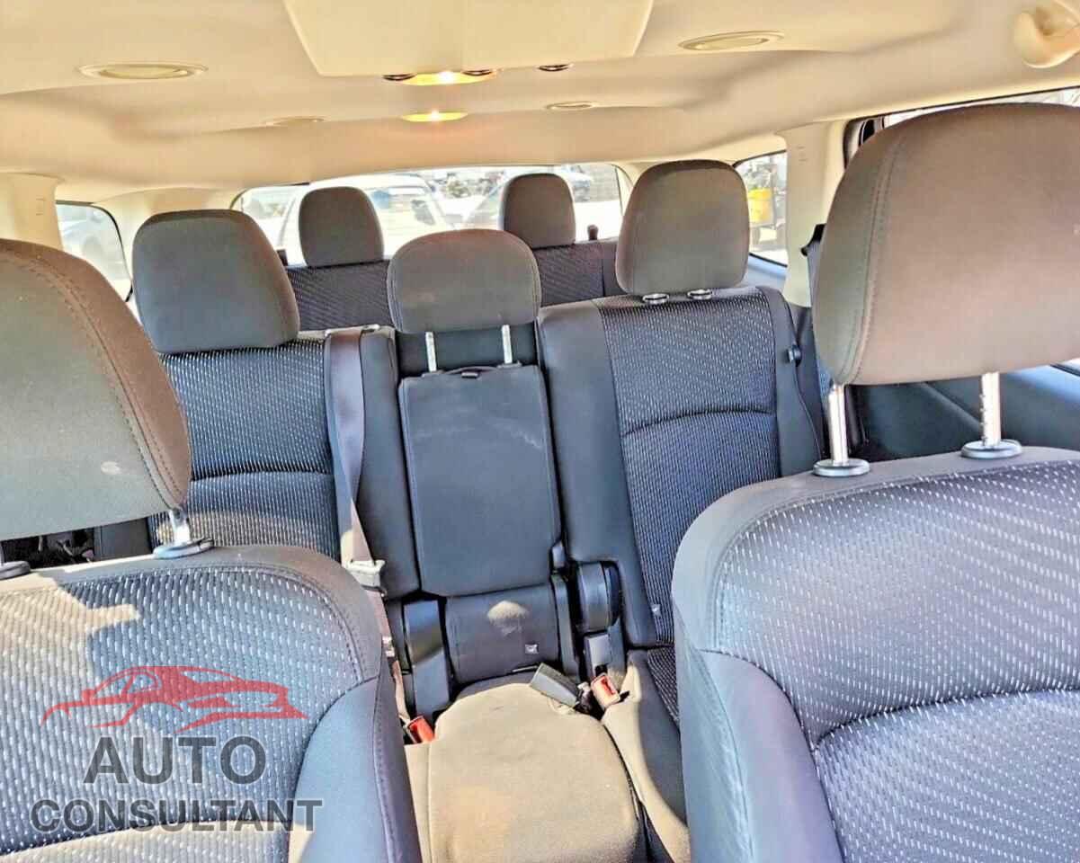 DODGE JOURNEY 2017 - 3C4PDCAB1HT552738