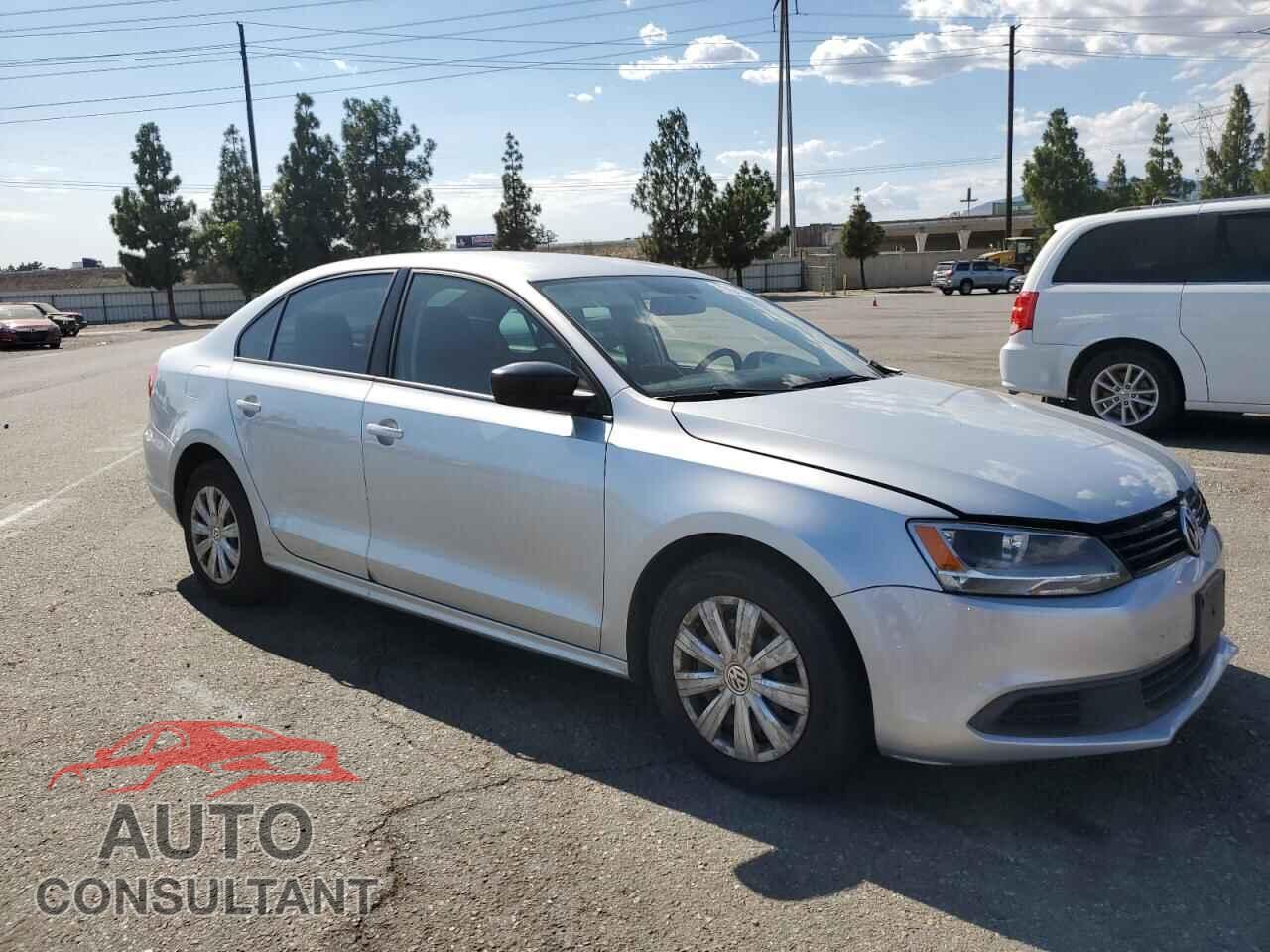 VOLKSWAGEN JETTA 2014 - 3VW2K7AJ6EM241470