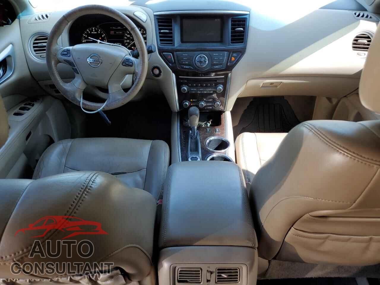 NISSAN PATHFINDER 2013 - 5N1AR2MM2DC641833