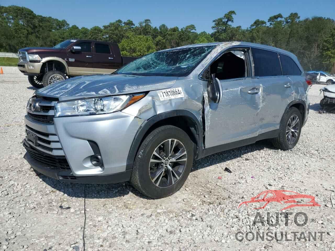 TOYOTA HIGHLANDER 2019 - 5TDZARFH4KS059414