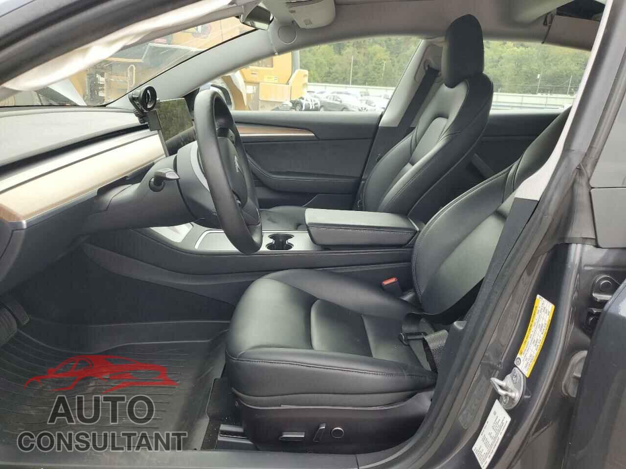 TESLA MODEL 3 2021 - 5YJ3E1EA3MF986122