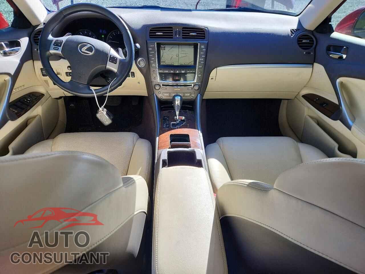 LEXUS IS 2011 - JTHCE5C24B5001214