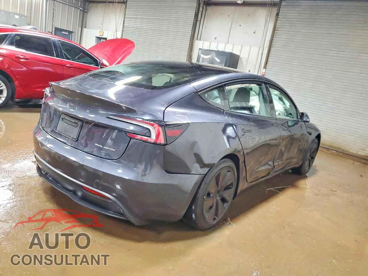 TESLA MODEL 3 2024 - 5YJ3E1EB6RF795732