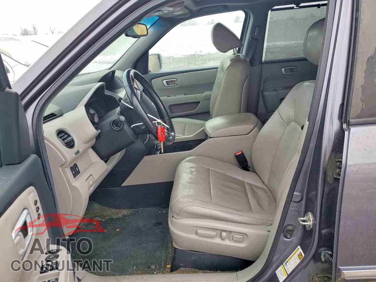 HONDA PILOT 2014 - 5FNYF4H90EB019054