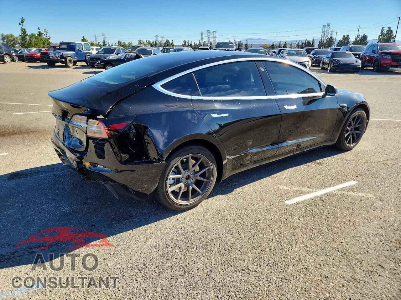 TESLA MODEL 3 2018 - 5YJ3E1EB2JF179837