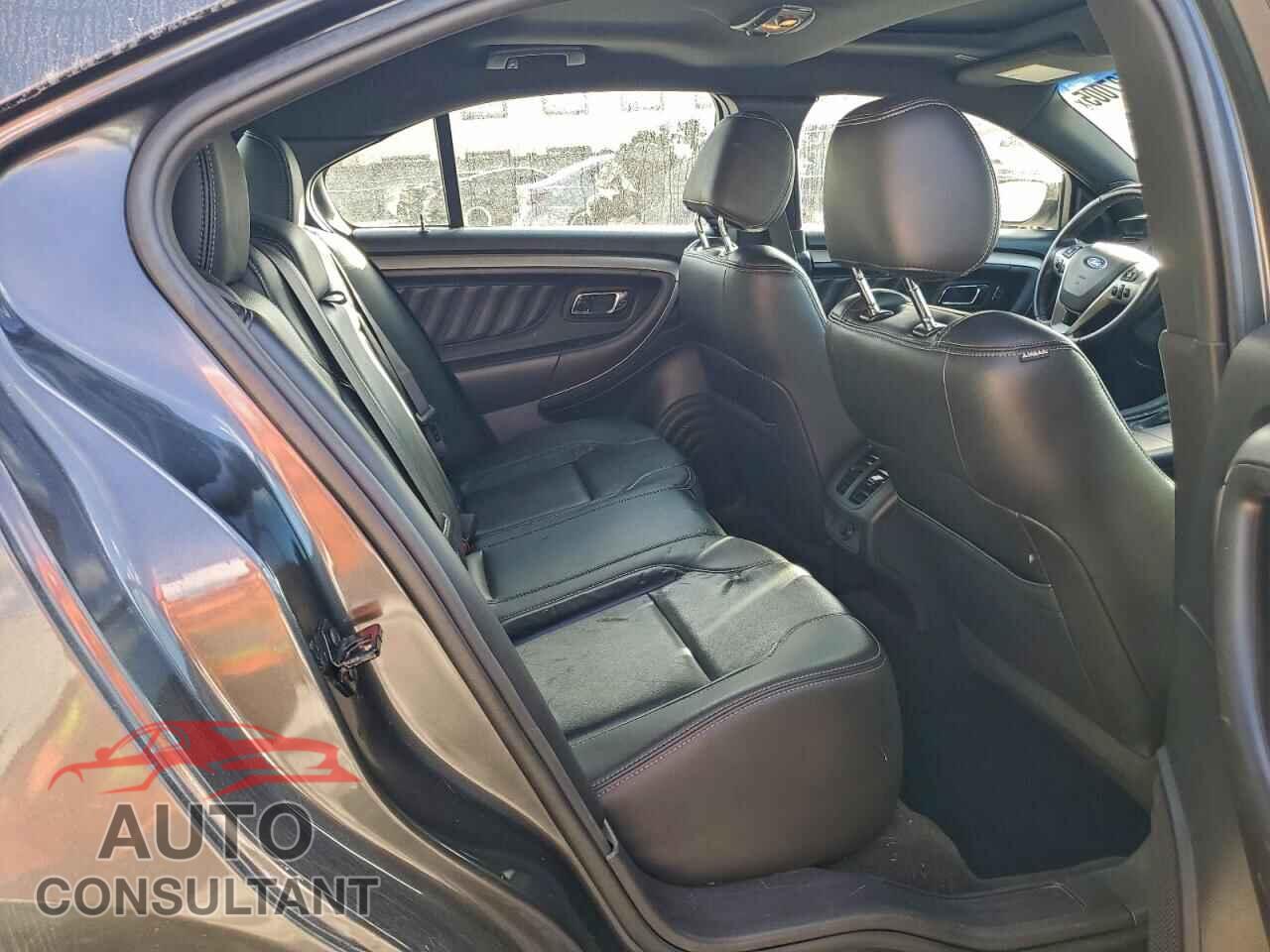 FORD TAURUS 2015 - 1FAHP2E89FG205962