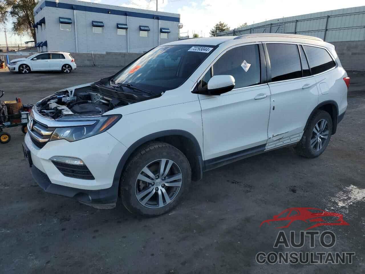 HONDA PILOT 2017 - 5FNYF6H36HB031401