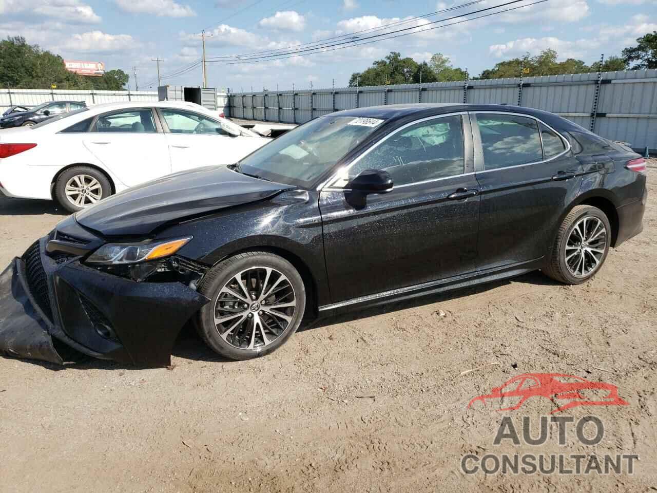 TOYOTA CAMRY 2020 - 4T1G11AK0LU905137