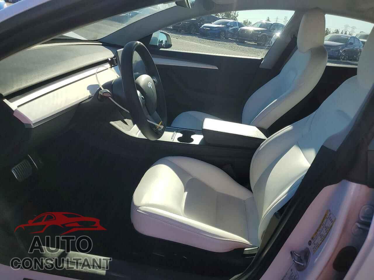 TESLA MODEL 3 2021 - 5YJ3E1EA8MF057074