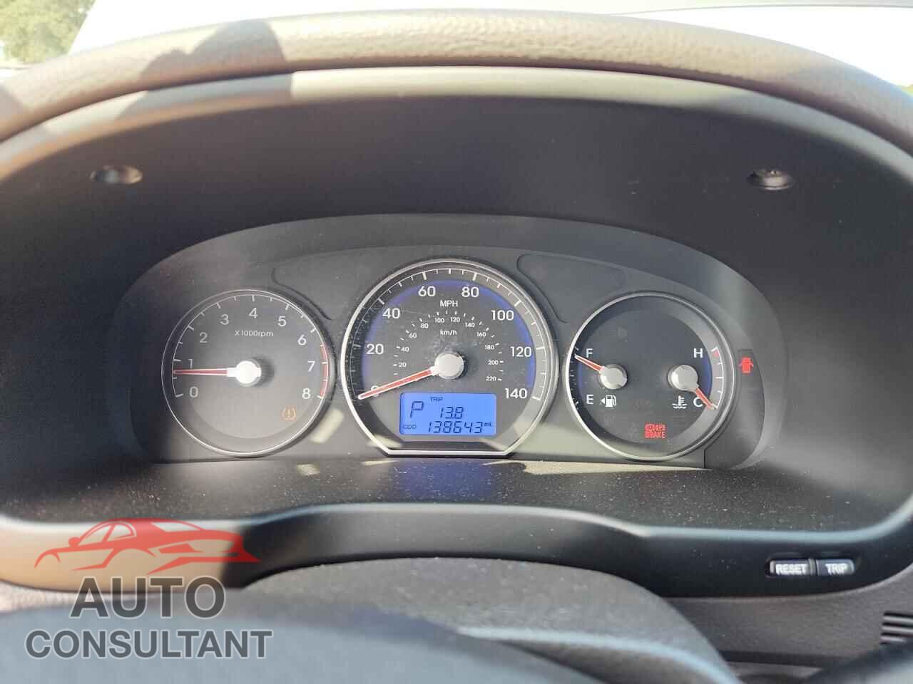 HYUNDAI SANTA FE 2010 - 5NMSG3AB3AH411366