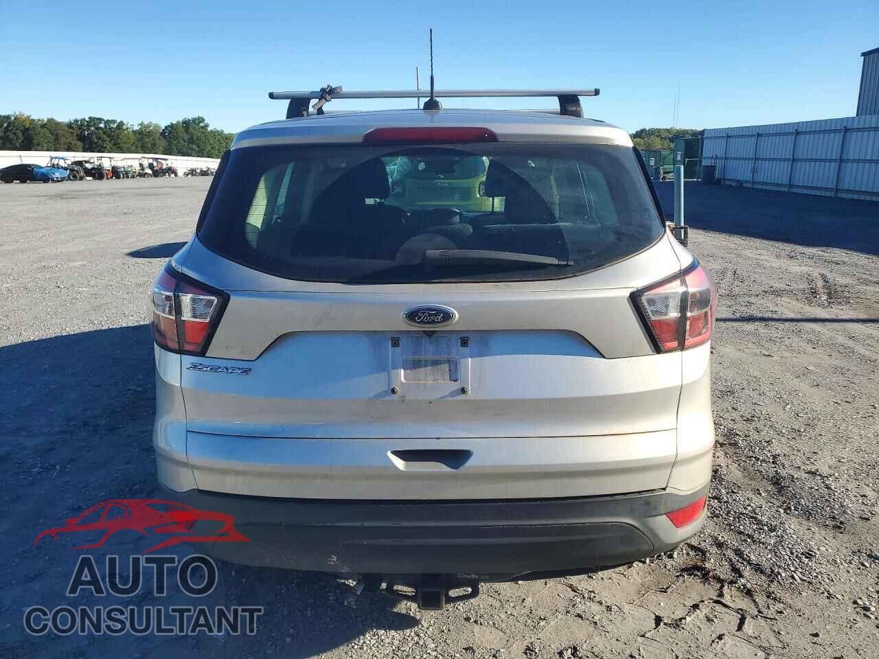 FORD ESCAPE 2017 - 1FMCU0F77HUD72442
