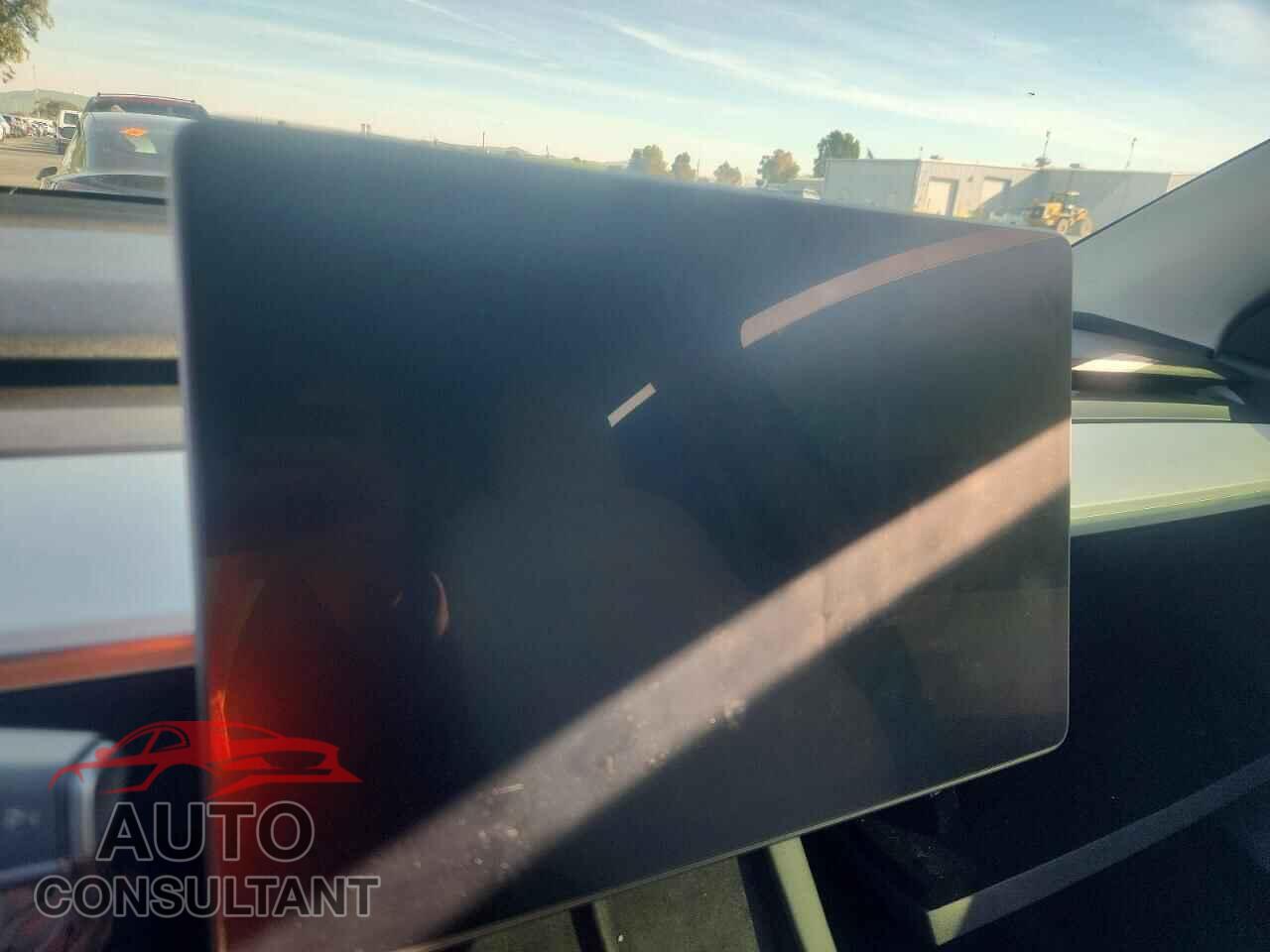 TESLA MODEL Y 2022 - 7SAYGDEE3NF314487