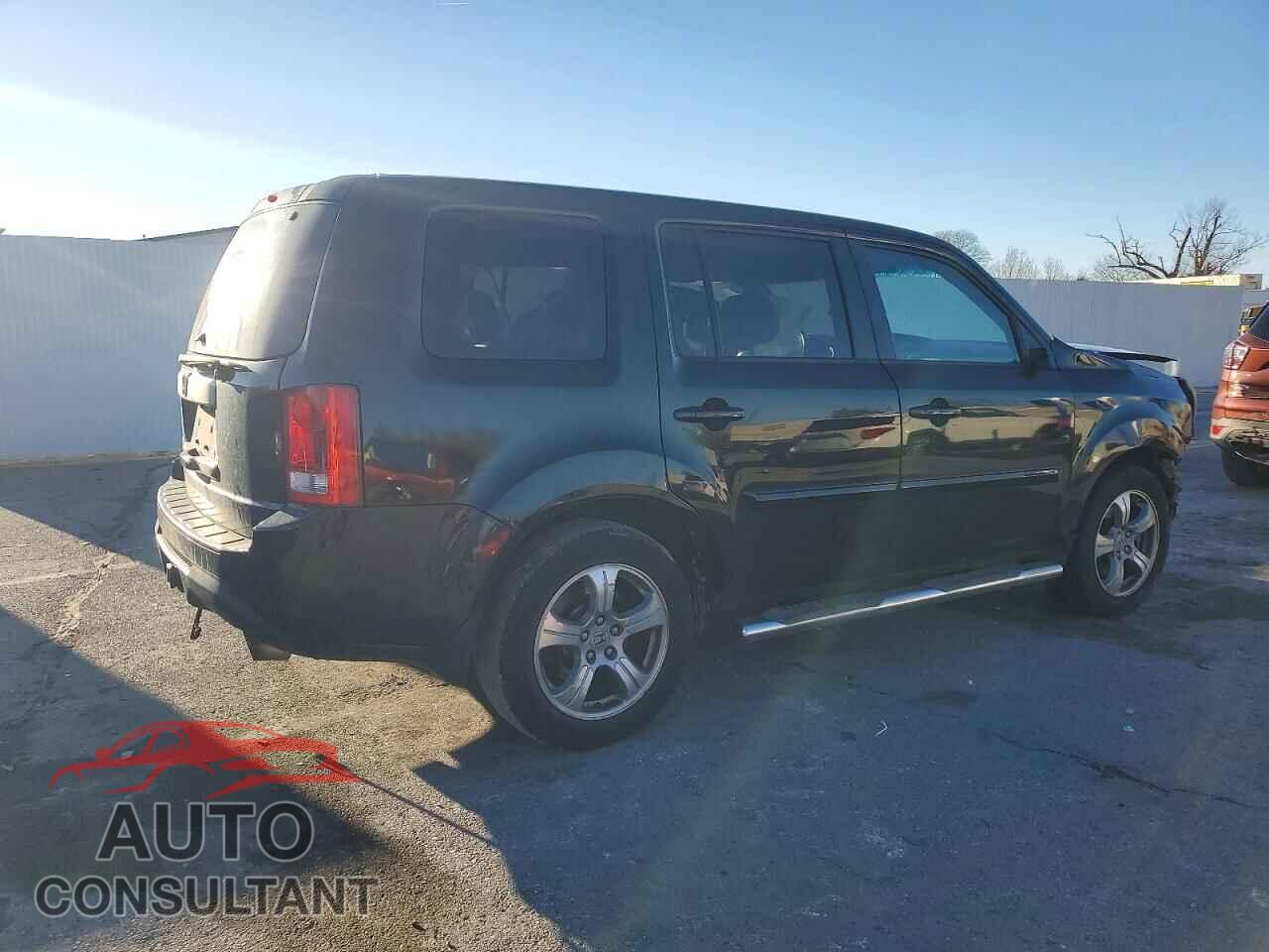 HONDA PILOT 2013 - 5FNYF3H55DB003633