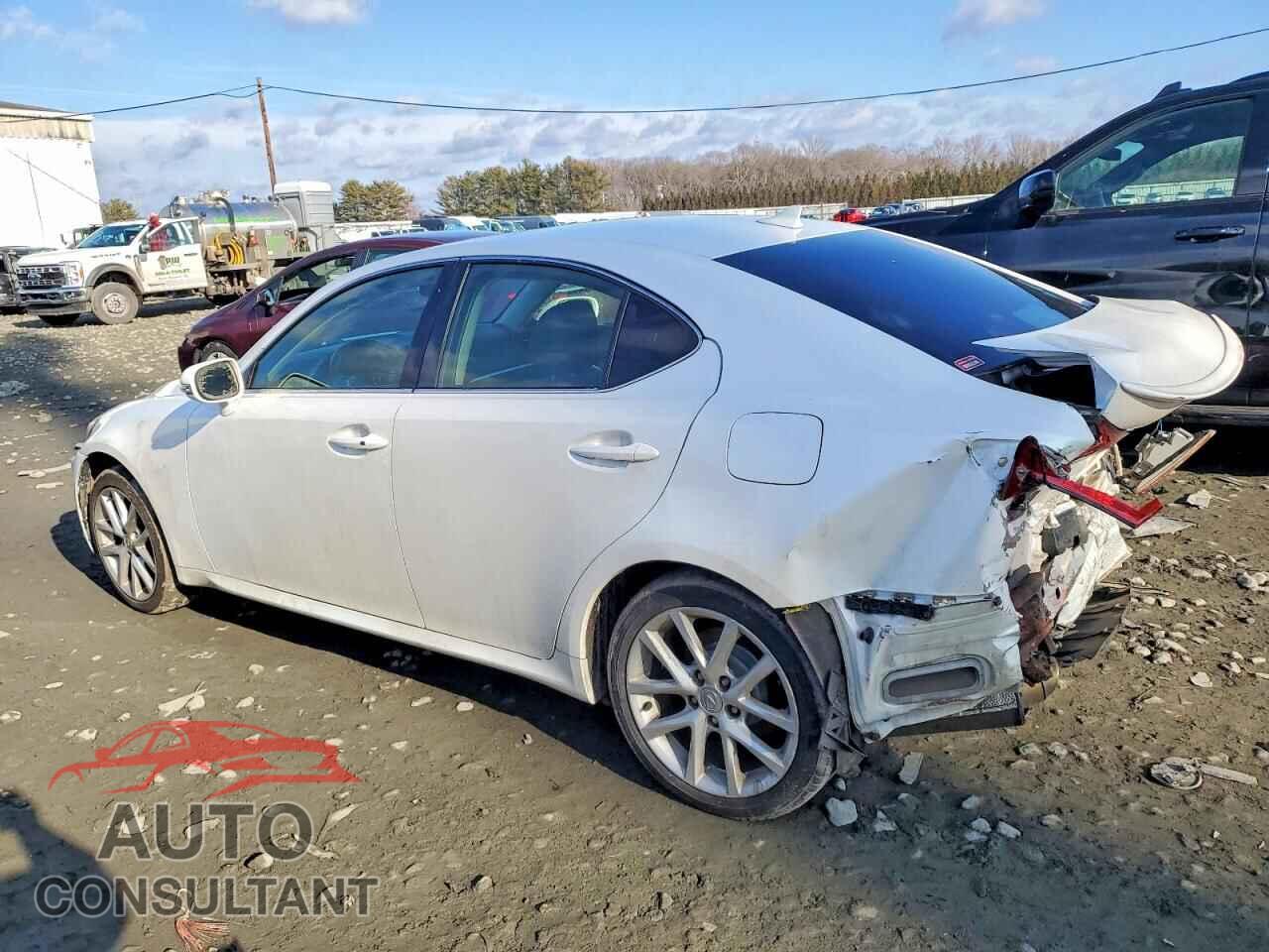 LEXUS IS 2012 - JTHCF5C25C5060318