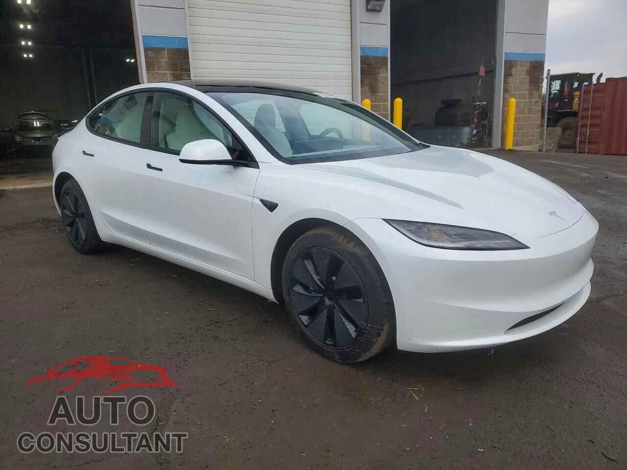 TESLA MODEL 3 2025 - 5YJ3E1EB2SF919968