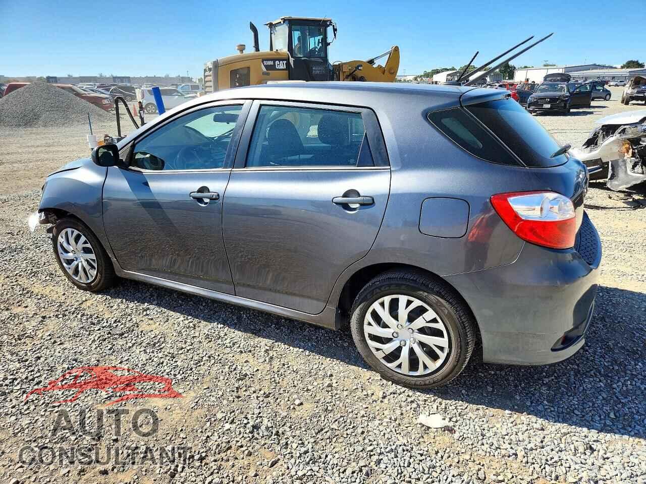 TOYOTA MATRIX 2011 - 2T1KU4EE2BC661028
