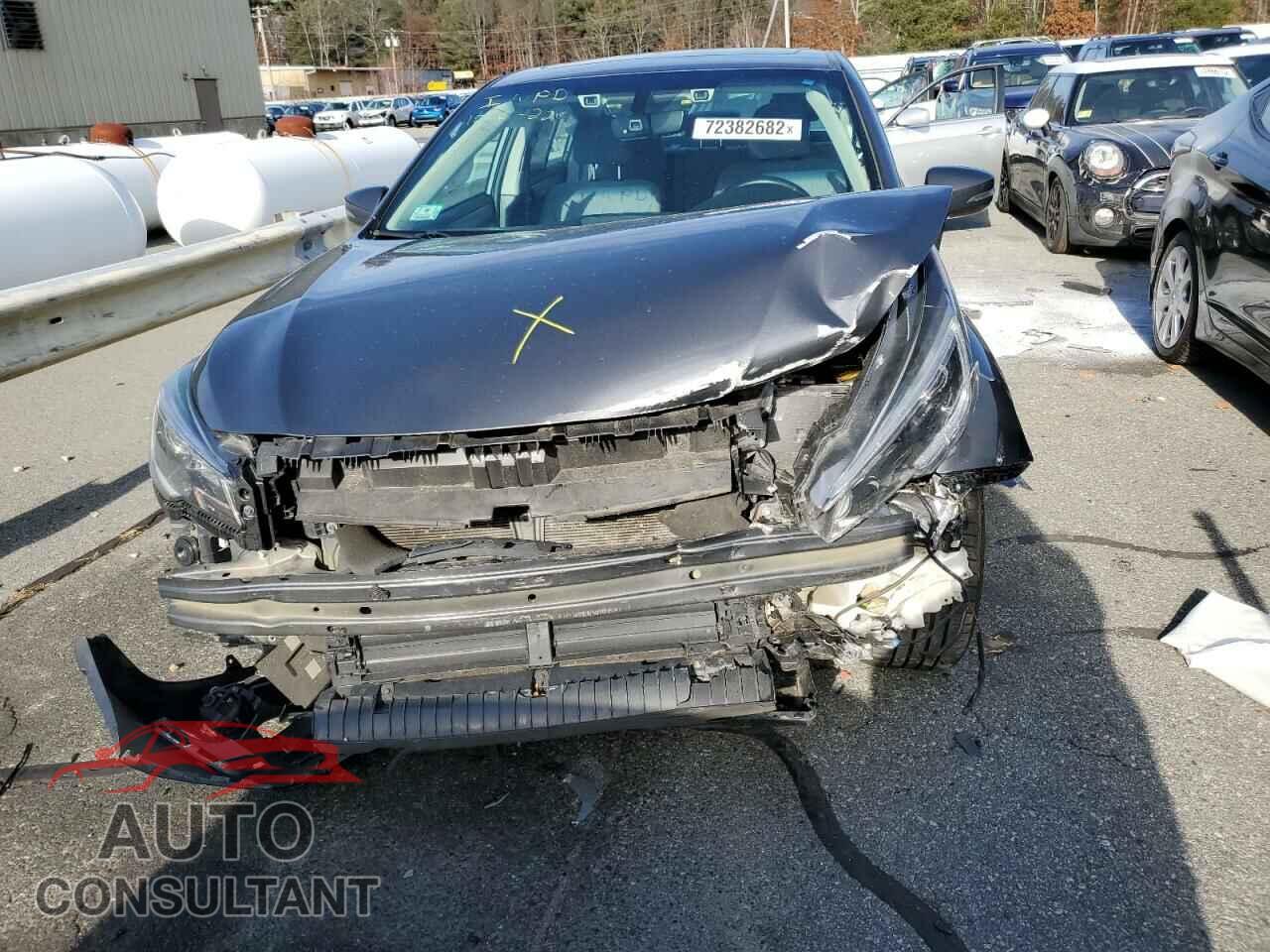 SUBARU LEGACY 2018 - 4S3BNAH63J3040033