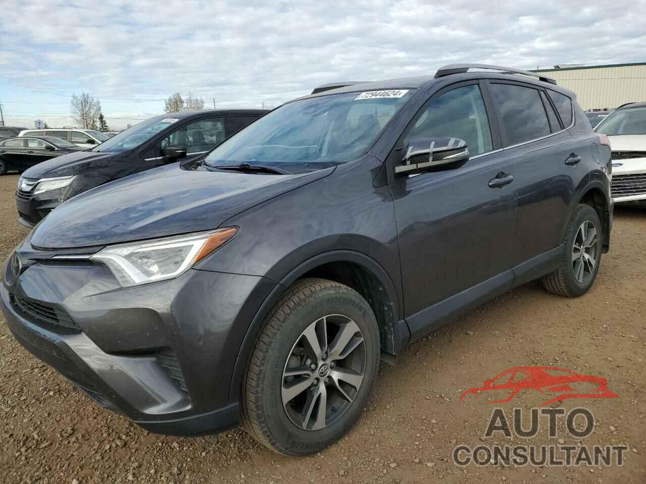 TOYOTA RAV4 2018 - 2T3BFREV4JW815797