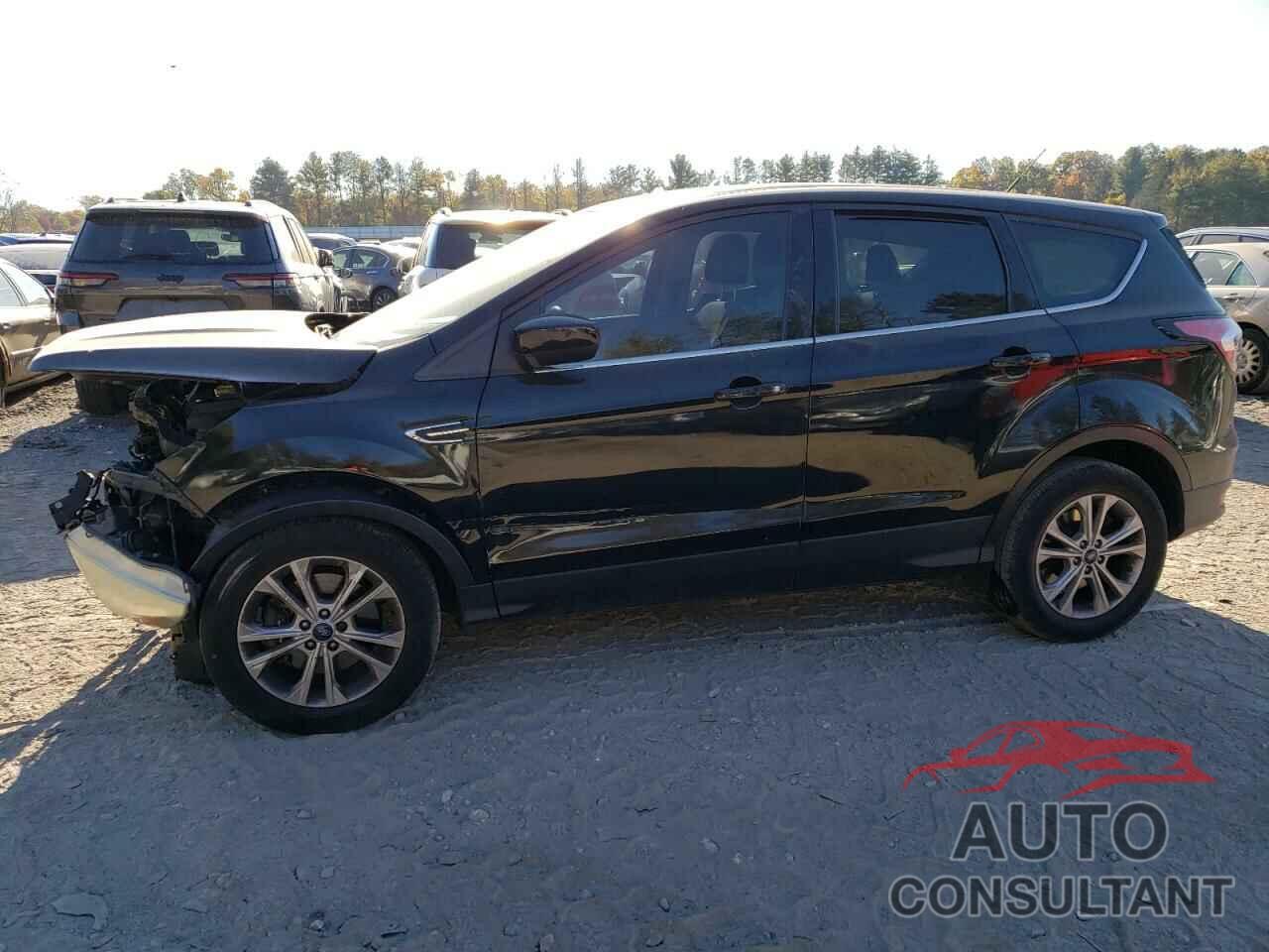 FORD ESCAPE 2017 - 1FMCU9GD2HUC71026