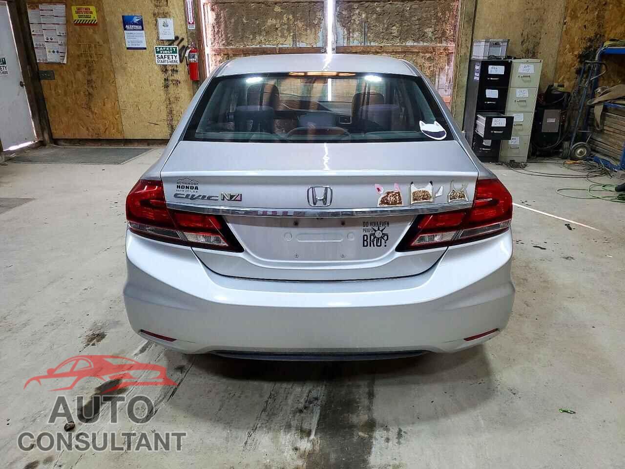 HONDA CIVIC 2014 - 19XFB2F56EE070135