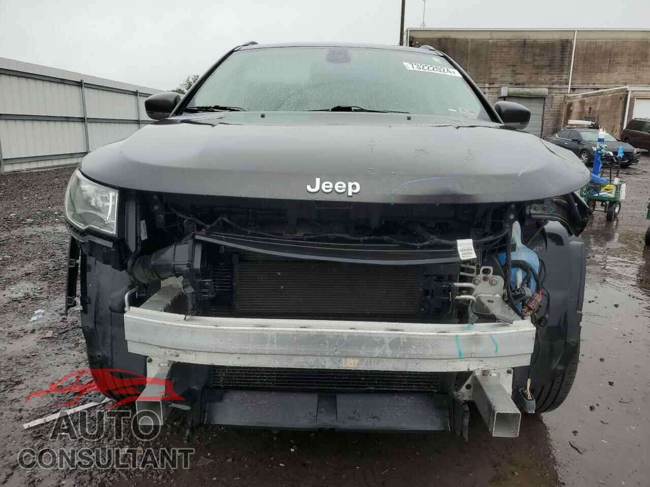 JEEP COMPASS 2018 - 3C4NJDCB3JT354591