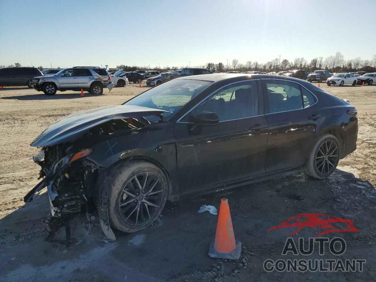 TOYOTA CAMRY 2021 - 4T1G11AK0MU486157