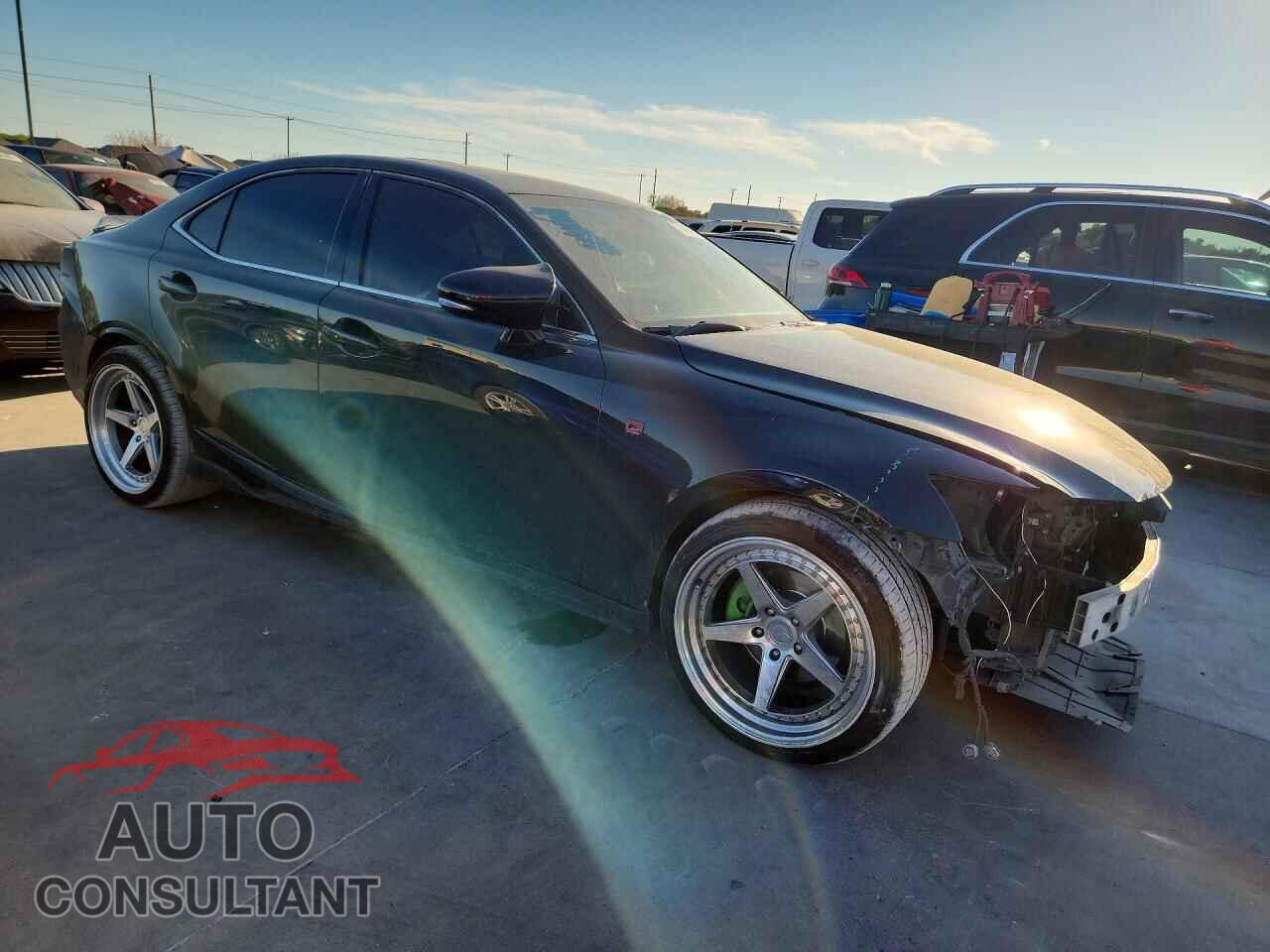 LEXUS IS 2014 - JTHBF1D28E5029327