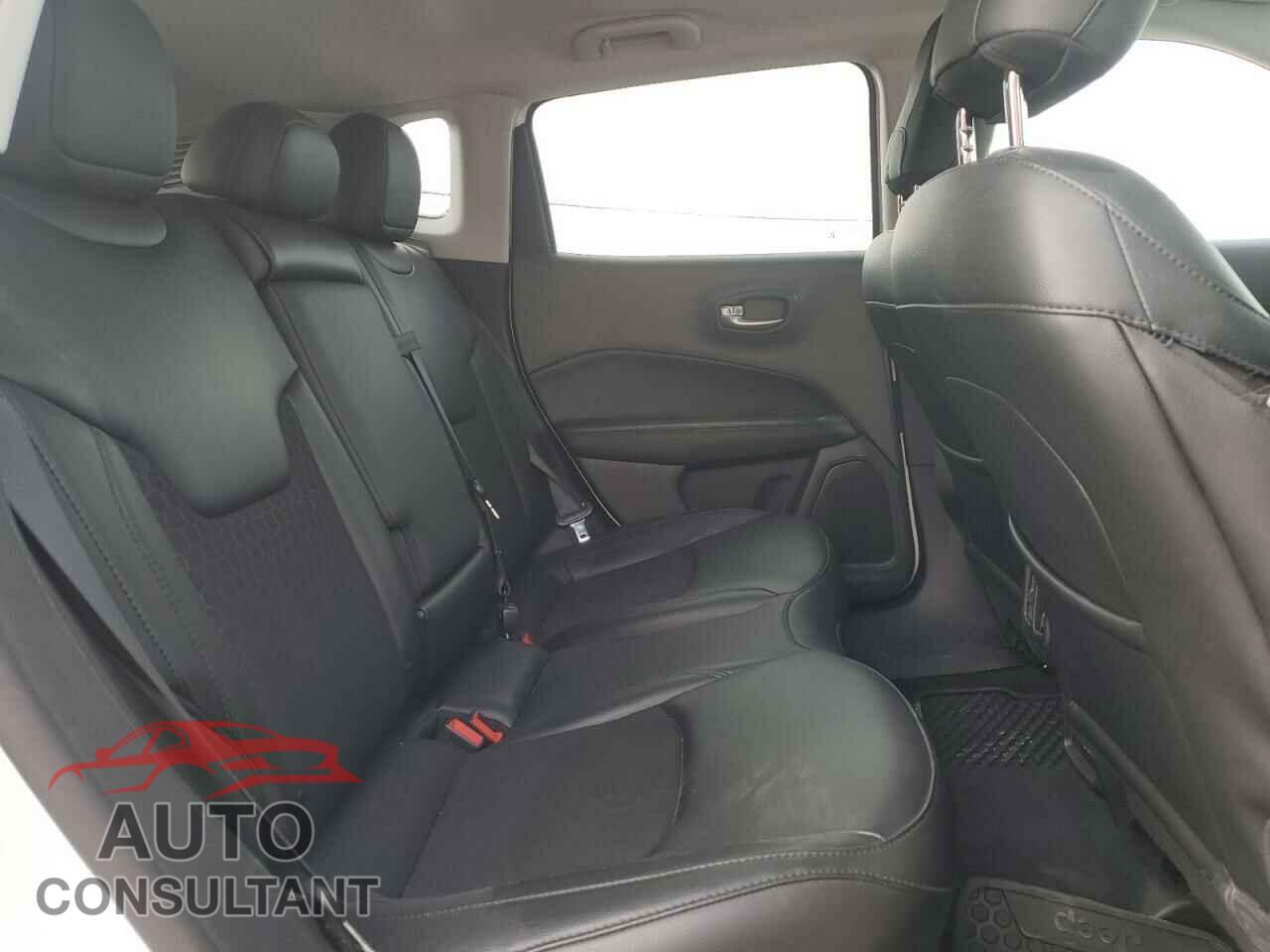 JEEP COMPASS 2020 - 3C4NJDBB5LT239446