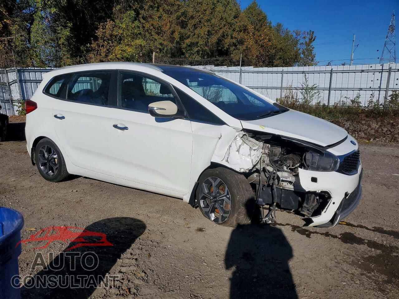 KIA RONDO 2017 - KNAHU8A32H7181701