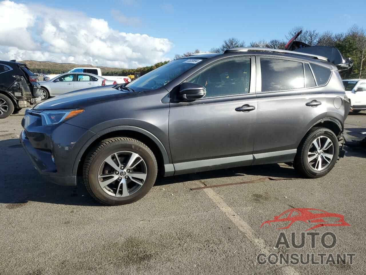 TOYOTA RAV4 2018 - JTMRFREV7JJ192124