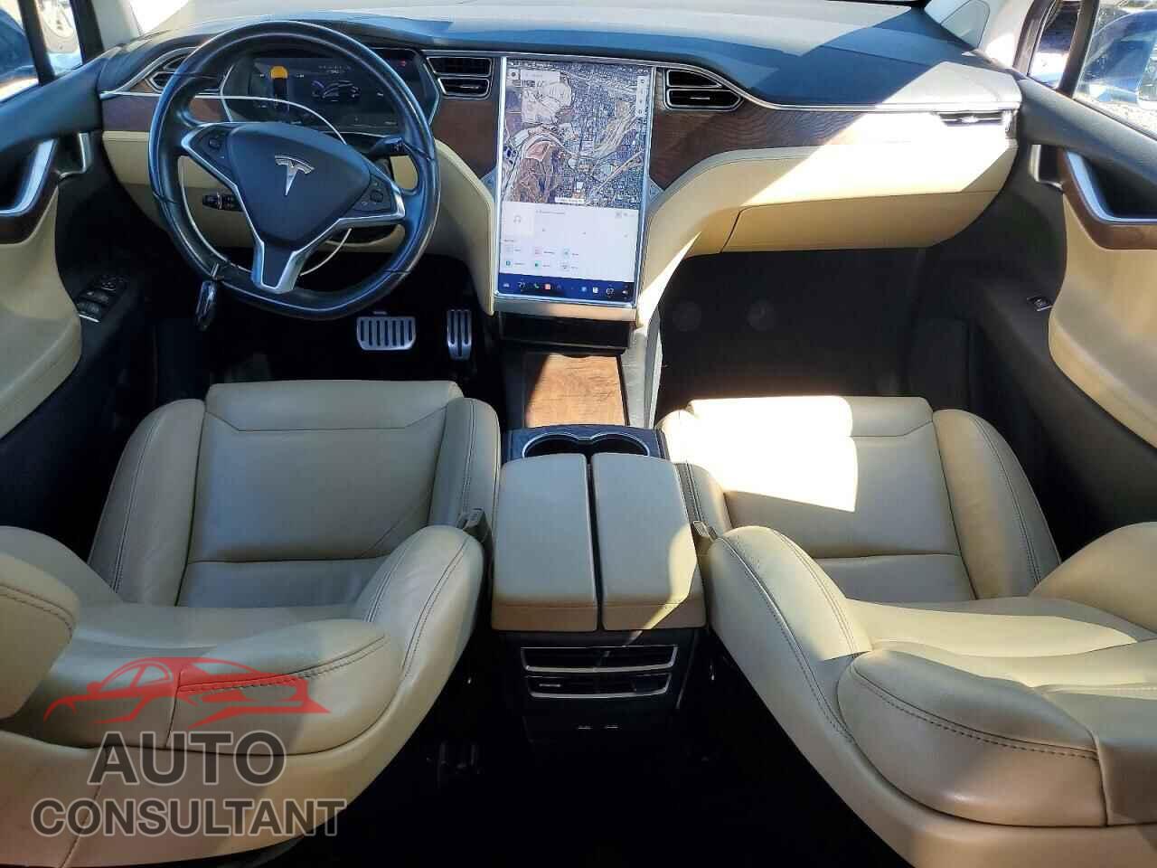 TESLA MODEL X 2016 - 5YJXCBE43GF002415