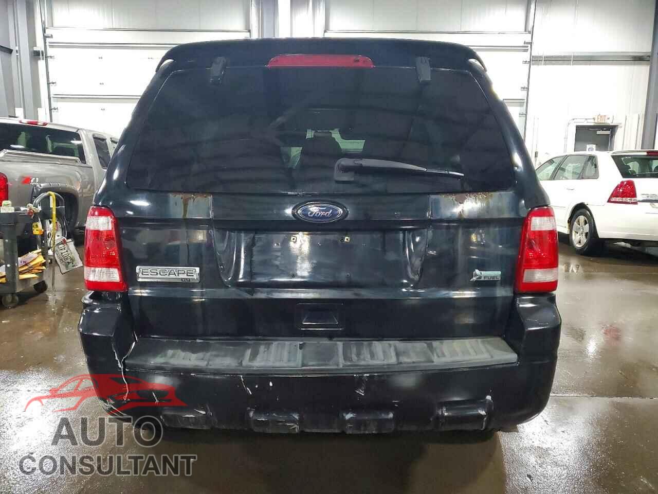 FORD ESCAPE 2010 - 1FMCU9DG6AKA87546