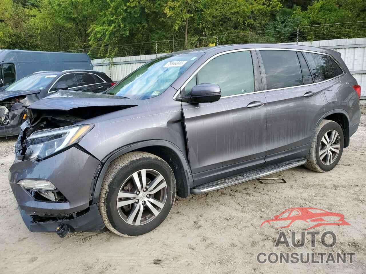 HONDA PILOT 2017 - 5FNYF6H79HB059597