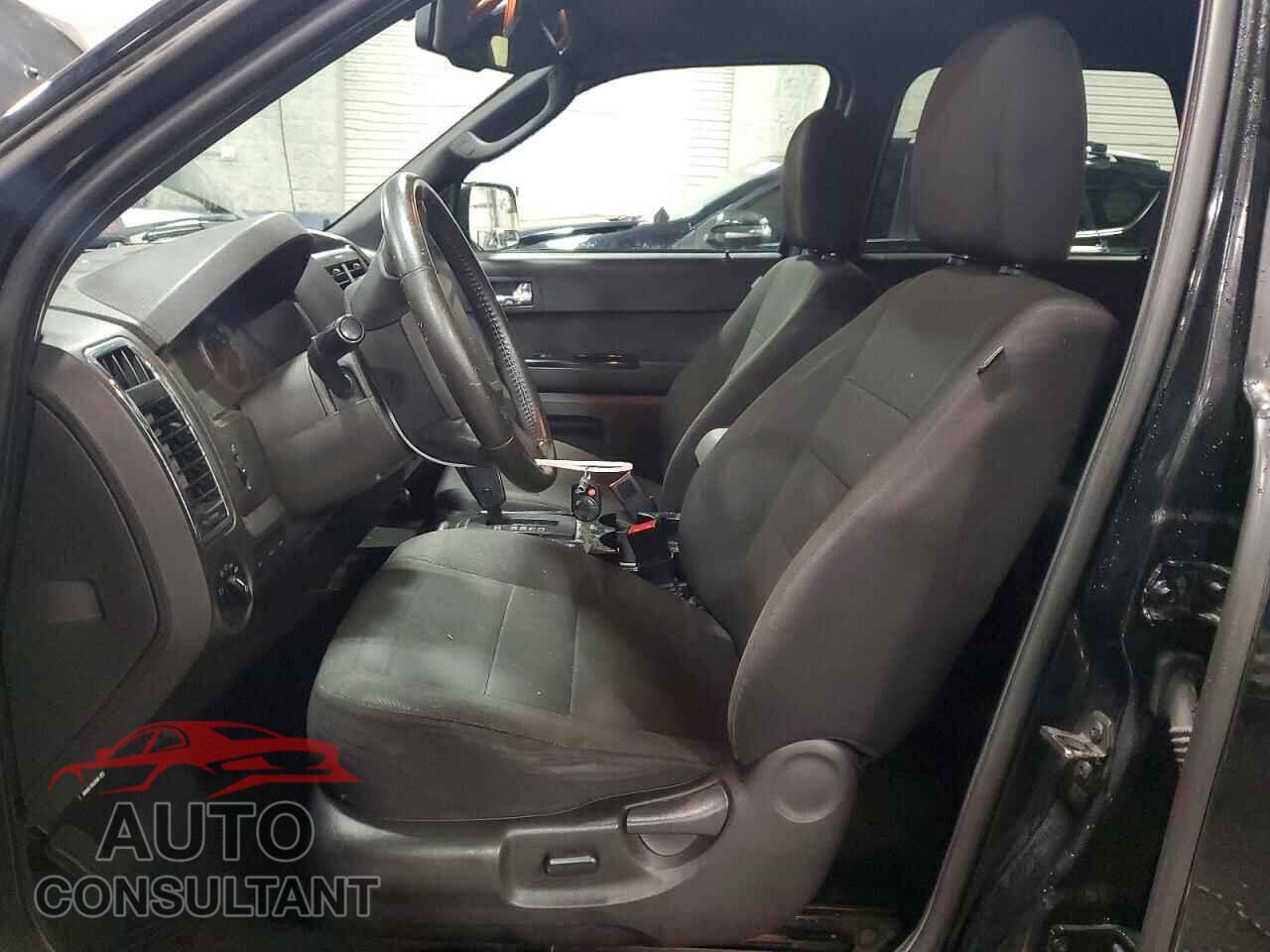 FORD ESCAPE 2010 - 1FMCU9DG6AKA87546