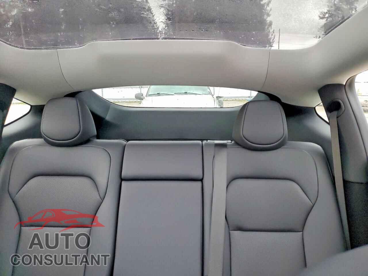 TESLA MODEL Y 2026 - 7SAYGDED0TF388924