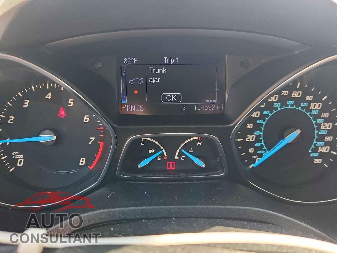 FORD ESCAPE 2013 - 1FMCU0J93DUB05883