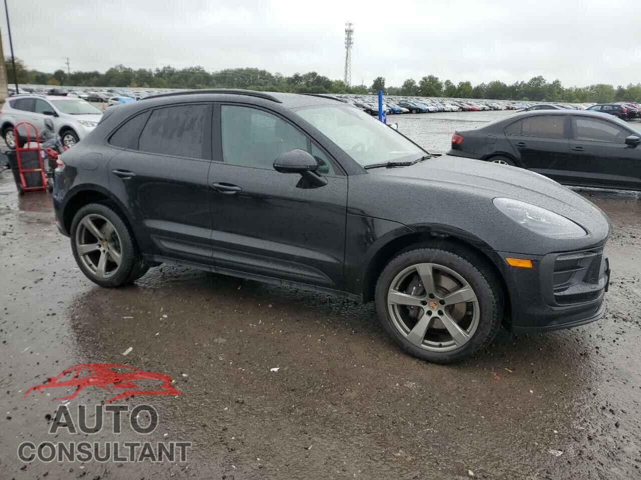 PORSCHE MACAN BASE 2024 - WP1AA2A55RLB12603