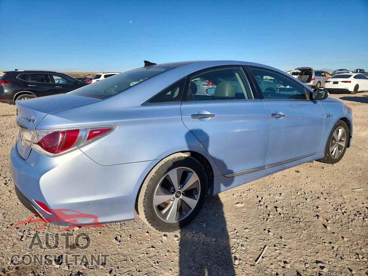HYUNDAI SONATA 2012 - KMHEC4A48CA046661