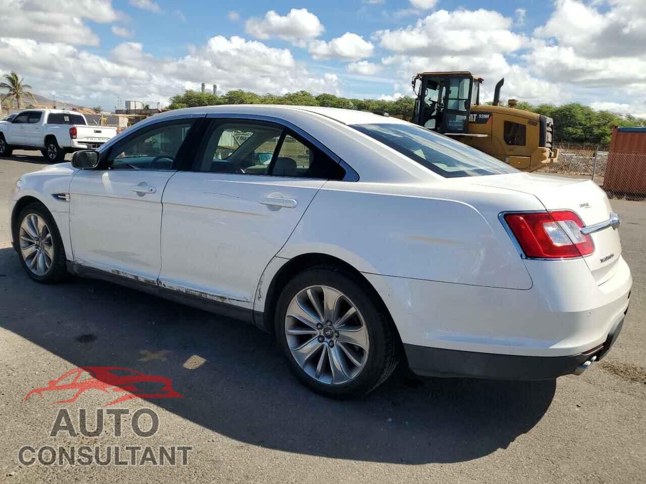 FORD TAURUS 2011 - 1FAHP2FW4BG124763
