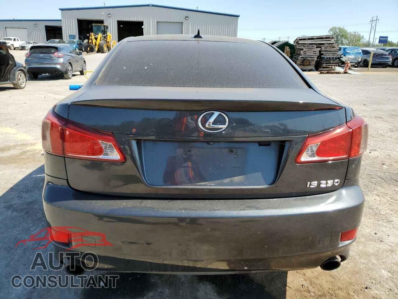 LEXUS IS 2011 - JTHBF5C20B5151507